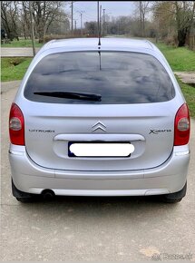 Predám Citroën xsara picasso 1.6HDI R.V 2010 - 4