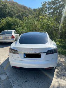 Tesla Model S 75 D - 4