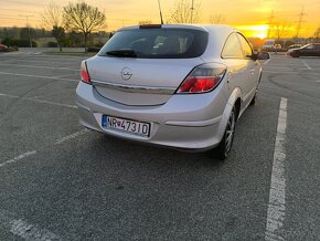 Opel astra gtc - 4