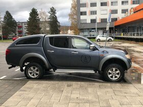 MITSUBISHI L200 - 4