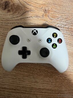 XBOX ONE S 1tb - 4