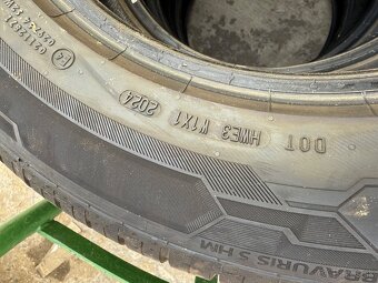 Barum 215/65 r17 - 4