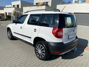 ŠKODA YETI 2.0TDI 4x4 103KW EXPERIENCE DSG COMMON-RAIL TAŽNÉ - 4