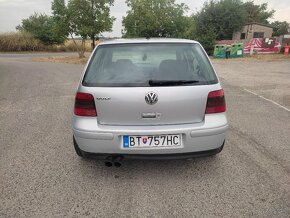 Volkswagen Golf 2.3 V5 4x4 - 4