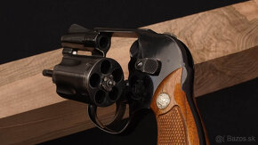 Predam sikovny revolver Smith&Wesson "agent" 38special - 4