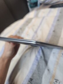 MacBook Air 2019 Retina - 4