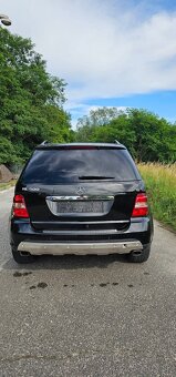 Predam Mercedes ML 500 V8  225KW rocnik 2007 - 4