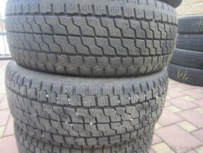 215/65R16 C celoročne pneu Nexen - 4