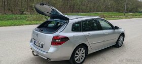 Renault Laguna 3 Grandtour 2.0 dCi Bose A/T - 4