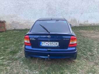 Opel astra - 4