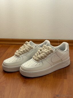 Nike Air Force 1 - Biele s Nike Air Force 1 - Biele šnúrkami - 4