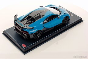 BUGATTI CHIRON PUR SPORT | MR Collection 1/18 - 4