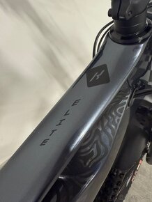 KTM Macina Kapoho carbon 2021 - 4