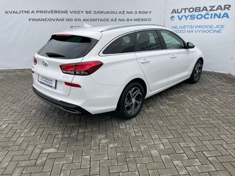 Hyundai i30 Com. 1.6CRDi Smart+ ČR 1.maj DPH - 4