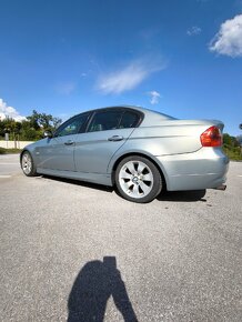 Predám BMW E90 320D (diesel) - 4