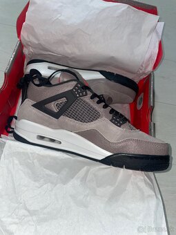 Jordan 4 Taupe Haze - 4