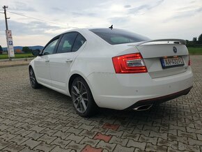 Škoda Octavia RS 2,0 TDi DSG F1 canton xenon navi lane - 4