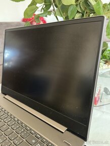 Notebook Lenovo IdeaPad S540 - 4