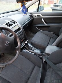 Peugeot407 - 4