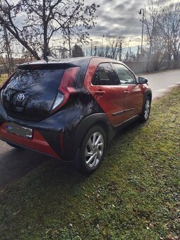 Toyota aygo X automat 8000km. - 4