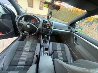 Volkswagen Golf 5 4x4 - 4