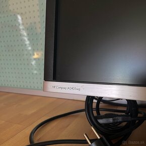 Monitor HP Compaq LA2405wg širokouhlý 24" - 4