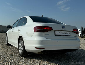 Volkswagen Jetta 2.0 TDI 150k Highline DSG - 4