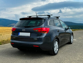 Kia CEED SW 1.6CRDi 94KW Platinum SR - 4