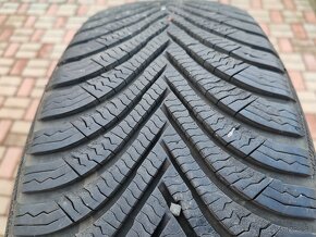 215/65 R17 ZIMNÉ - 4