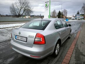 Predám Škoda Octavia II 1,6 TDI greenline - 4