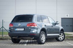 Volkswagen Touareg 2.5 TDI 4x4 A/T /AJ NA SPLÁTKY/ - 4