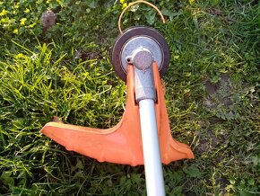 Krovinorez Stihl fs - - 4