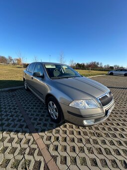 Škoda Octavia 1.6MPI 2012 - 4