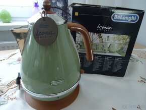 Varná kanvica De Longhi -Olive Green úplne nová - 4