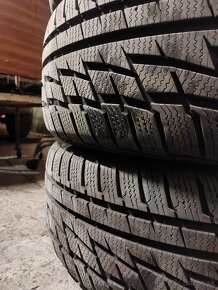 Predám zimné 255/60R17 4kusy 3517 DOT - 4