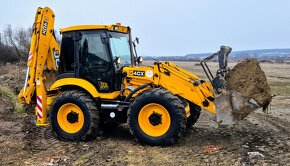 JCB 4CX - 4