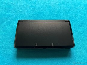 Nintendo 3DS hacknute, so 64 GB kartou plnou hier - 4