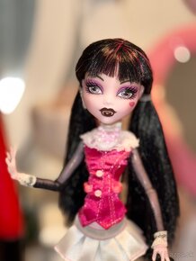 Monster High Draculaura Wave 1 2009 - 4