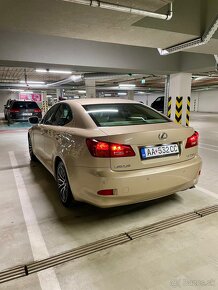 Lexus is220d - 4