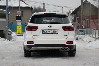 Kia Sorento 2.2 CRDi GT-Line A/T - 4