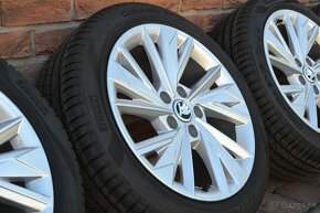 5x112 R17 Letna sada Skoda Octavia 3/4 +225/45 R17 Pirelli - 4