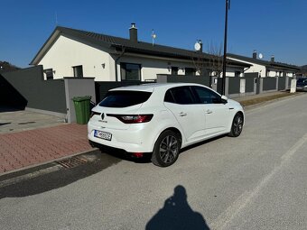 Renault Mégane Energy TCe 130 Bose - 4