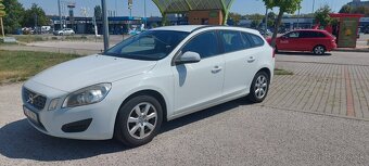 Volvo V60   D2 1.6L - 4