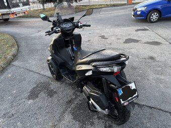 PIAGGIO MP3 300 LT SPORT - 4