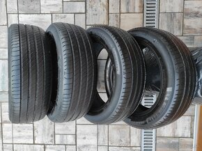 Michelin 205/55R17 - 4