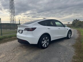 Tesla model Y long range - 4