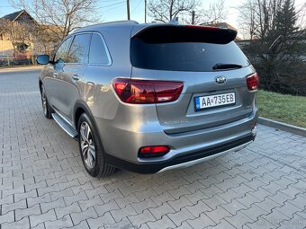 Kia Sorento 2.2 CRDi GT-Line A/T 7 miest - 4