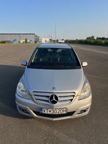 Mercedes-Benz B200 CDI - 4