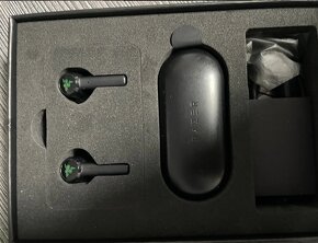 Razer HammerHead True Wireless - 4