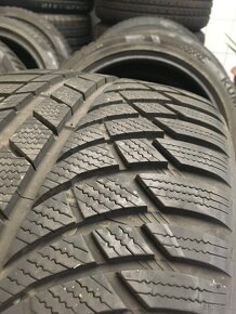 Zimne pneu Kuhmo WinterCraft 245/45+275/40R19 105V - 4